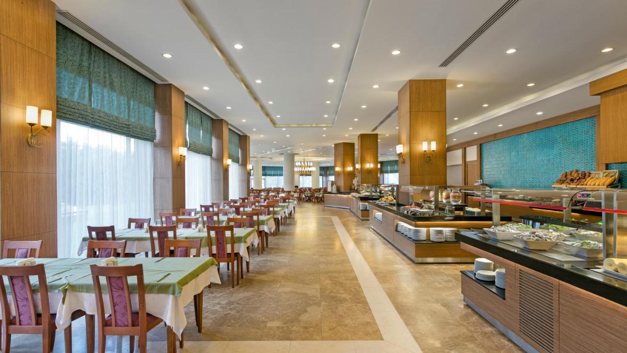 Oezkaymak Select Resort Alanya Esterno foto